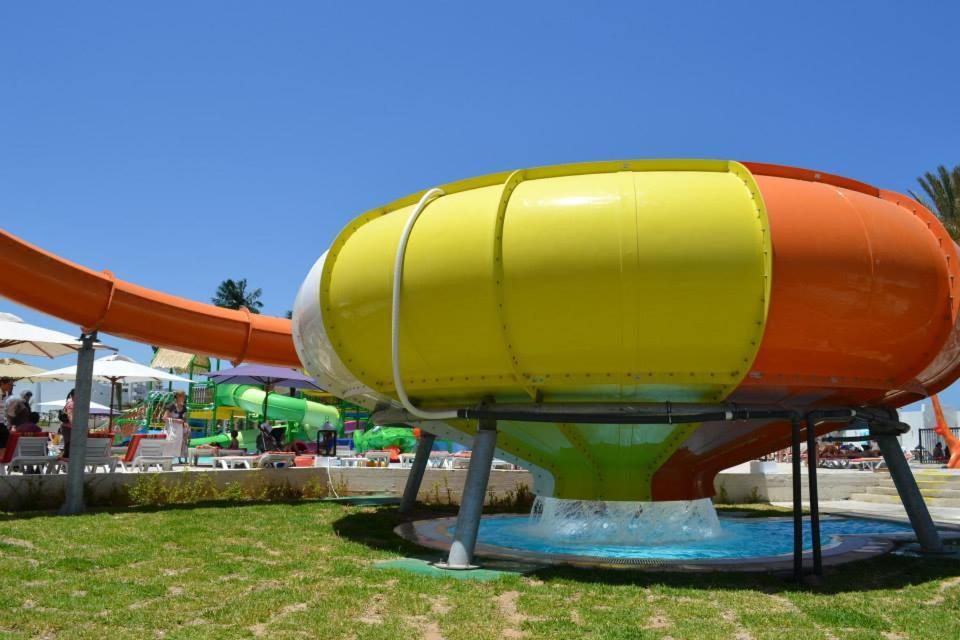 Thalassa & Aquapark Family And Couple Only