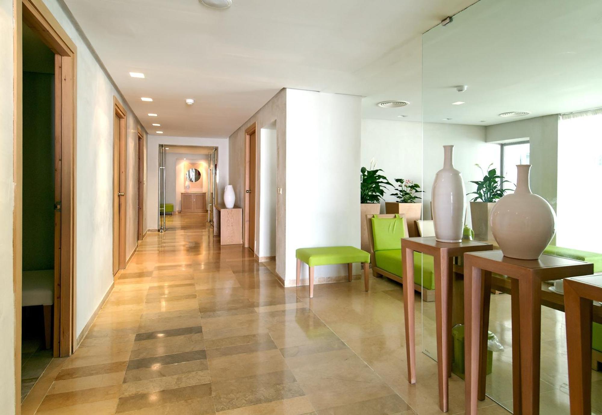 Thalassa & Aquapark Family And Couple Only Complex 4*